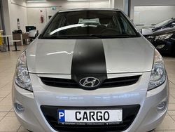 Silber Gebraucht 2012 Hyundai i20 Classic Limousine | 3.300 € (Fairer Preis)