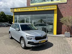 Brilliantsilber metallic Gebraucht 2024 Skoda Kamiq Selection SUV | 24.490 € (Etwas zu teuer)