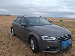 Beige Gebraucht 2013 Audi A3 Ambiente Limousine | 11.700 € (Etwas zu teuer)