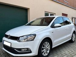 Weiß Gebraucht 2015 VW Polo LOUNGE Kleinwagen | 6.900 € (Guter Preis)
