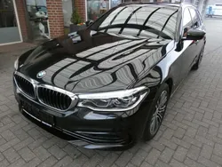 Black sapphire metallic Gebraucht 2019 BMW 530 Sport Line Kombi | 23.390 € (Superpreis)
