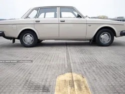 Beige Gebraucht 1979 Volvo 244 Limousine | 14.500 €