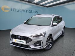 Silber Gebraucht 2023 Ford Focus Kombi | 23.549 € (Guter Preis)