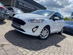 Weiß Gebraucht 2018 Ford Fiesta Kleinwagen | 10.470 € (Fairer Preis)
