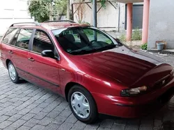 Rot Gebraucht 1999 Fiat Marea Weekend Limousine | 1.950 €