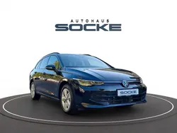 Schwarz Gebraucht 2024 VW Golf VIII Life Kombi | 24.985 € (Fairer Preis)