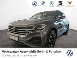 Siliziumgrau metallic Gebraucht 2024 VW Touareg Basis SUV | 56.550 € (Guter Preis)