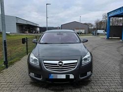Silber Gebraucht 2010 Opel Insignia Limousine | 6.000 €