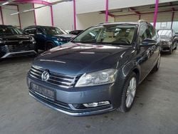 Grau Gebraucht 2012 VW Passat Highline Kombi | 3.800 €