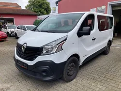 Weiß Gebraucht 2016 Renault Trafic Expression Van | 13.685 € (Etwas zu teuer)
