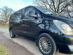Schwarz Gebraucht 2013 Hyundai H-1 Premium Van / Kleinbus | 10.900 € (Fairer Preis)
