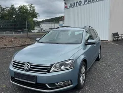 Blau Gebraucht 2013 VW Passat Kombi | 7.950 € (Fairer Preis)