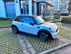 Silber Gebraucht 2011 Mini Cooper Kleinwagen | 6.900 € (Guter Preis)
