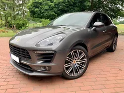 Grau Gebraucht 2016 Porsche Macan S SUV | 36.333 € (Fairer Preis)