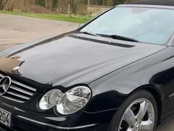 Schwarz Gebraucht 2004 Mercedes CLK320 Avantgarde Coupé | 12.500 €