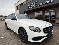 Weiß Gebraucht 2018 Mercedes E220 Avantgarde Kombi | 19.990 € (Superpreis)