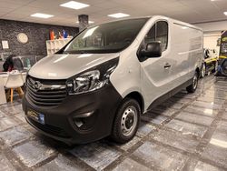 Grau Gebraucht 2019 Opel Vivaro Van / Kleinbus | 12.950 € (Guter Preis)
