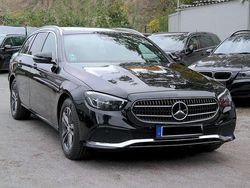 Schwarz Gebraucht 2023 Mercedes E220 Limousine | 31.900 €