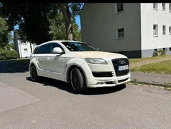 Weiß Gebraucht 2008 Audi Q7 S-Line SUV | 8.500 € (Guter Preis)