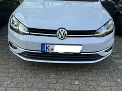 Grau Gebraucht 2017 VW Golf VII Highline Limousine | 16.700 € (Fairer Preis)