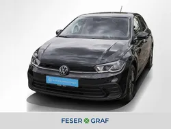 Deep black perleffekt Gebraucht 2024 VW Polo Move Limousine | 19.350 € (Guter Preis)