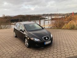 Schwarz Gebraucht 2006 Seat Leon Limousine | 4.000 €