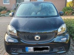 Schwarz Gebraucht 2015 Smart ForFour Pure Kleinwagen | 6.499 € (Etwas zu teuer)