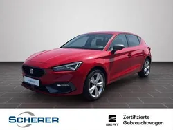 Reinrot Gebraucht 2022 Seat Leon FR Limousine | 24.780 € (Fairer Preis)