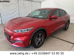 Rot Gebraucht 2022 Ford Mustang Mach-E SUV | 26.400 € (Superpreis)