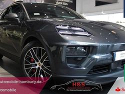 Vulkangrau Gebraucht 2025 Porsche Macan 4 Electric SUV | 99.900 € (Guter Preis)