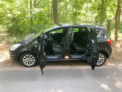 Schwarz Gebraucht 2012 Opel Meriva Van / Kleinbus | 5.999 € (Fairer Preis)