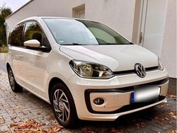 Weiß Gebraucht 2017 VW up! Sound Kleinwagen | 6.950 € (Guter Preis)