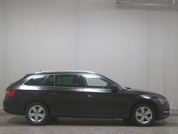 Schwarz Gebraucht 2022 Skoda Superb Ambition Kombi | 20.980 € (Superpreis)
