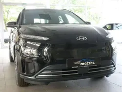 Schwarz Gebraucht 2023 Hyundai Kona Trend SUV | 28.990 € (Teuer)