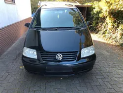 Schwarz Gebraucht 2006 VW Sharan Trendline Van / Kleinbus | 2.500 € (Fairer Preis)