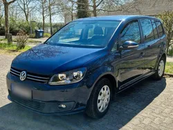 Blau Gebraucht 2014 VW Touran Van / Kleinbus | 7.400 € (Guter Preis)