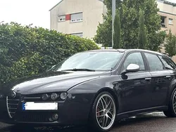 Schwarz Gebraucht 2009 Alfa Romeo 159 Kombi | 6.500 € (Fairer Preis)