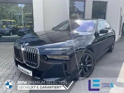 M carbonschwarz metallic Gebraucht 2024 BMW i7 Comfort Edition Limousine | 109.970 €