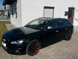 Schwarz Gebraucht 2010 Audi S8 Limousine | 22.499 €