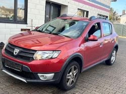 Rot Gebraucht 2015 Dacia Sandero Stepway Ambiance Limousine | 2.990 € (Superpreis)