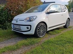 Weiß Gebraucht 2016 VW up! CLUB Kleinwagen | 6.650 € (Guter Preis)