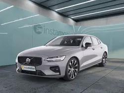 Grau Gebraucht 2024 Volvo S60 Ultimate Limousine | 42.790 € (Etwas zu teuer)