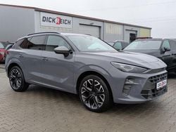 Grau Gebraucht 2025 Cupra Terramar VZ SUV | 39.450 € (Guter Preis)