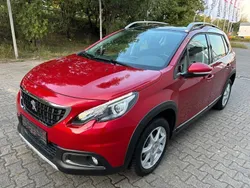 Rot Gebraucht 2018 Peugeot 2008 Allure SUV | 11.390 € (Fairer Preis)