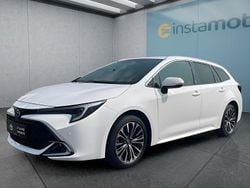 Weiß Neu 2025 Toyota Corolla Hybrid Kombi | 32.749 € (Superpreis)
