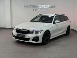 Weiß Gebraucht 2020 BMW 330 M Sport Kombi | 30.890 € (Guter Preis)
