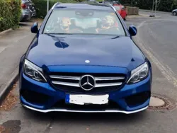 Blau Gebraucht 2016 Mercedes C220 AMG line Limousine | 12.950 €