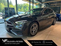 Grau Gebraucht 2023 Mercedes C300 AMG Kombi | 38.979 € (Guter Preis)