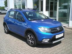 Blau sky Gebraucht 2018 Dacia Sandero Celebration Kleinwagen | 9.900 € (Fairer Preis)