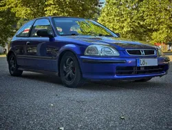 Blau Gebraucht 1998 Honda Civic Coupé | 4.750 €